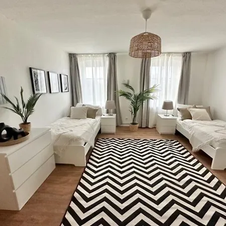 דירה Arbio Monteurzimmer Tremmen Parking Included קצין