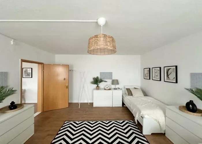 Arbio Monteurzimmer Tremmen Parking Included شقة *