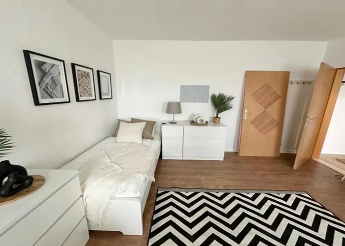 Arbio Monteurzimmer Tremmen Parking Included كيتسين